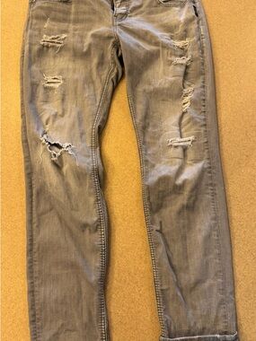 Silver Jeans Women's Grey Distressed Boyfriend Jeans